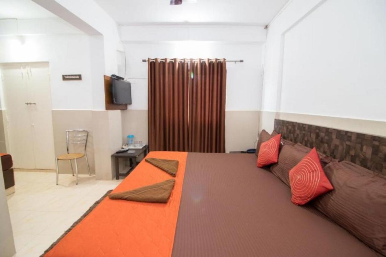 Grg Traveller Hotel ปณชี ภายนอก รูปภาพ