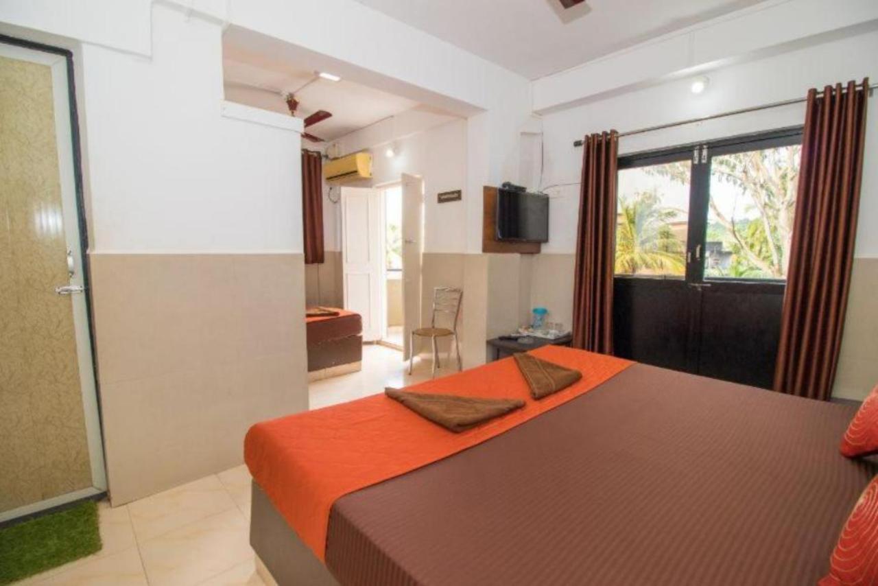 Grg Traveller Hotel ปณชี ภายนอก รูปภาพ