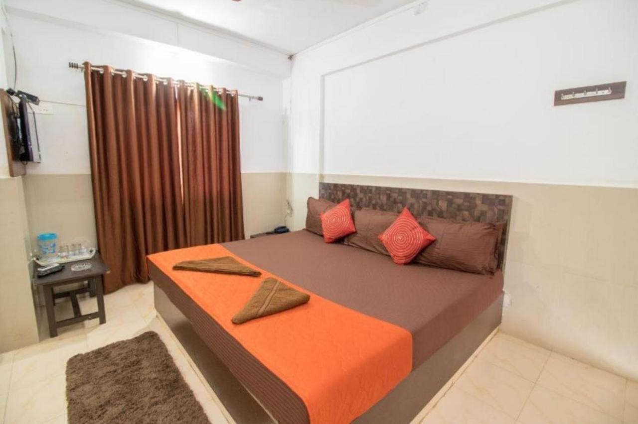 Grg Traveller Hotel ปณชี ภายนอก รูปภาพ